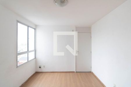 Sala de apartamento para alugar com 2 quartos, 43m² em Santa Cruz, Rio de Janeiro
