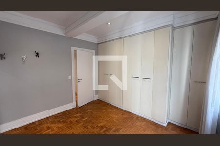 Quarto de apartamento à venda com 3 quartos, 240m² em Cerqueira César, São Paulo