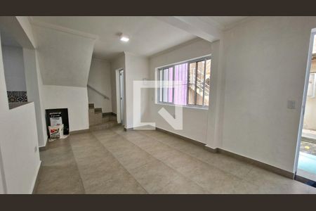 Casa para alugar com 2 quartos, 72m² em Cidade Dutra, São Paulo
