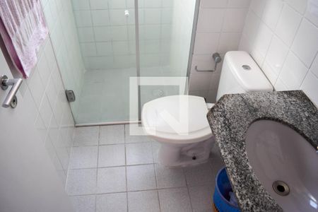 Banheiro de apartamento para alugar com 2 quartos, 52m² em Vila Aricanduva, São Paulo