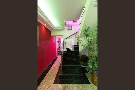 Escada de casa à venda com 4 quartos, 552m² em Vila Sao Francisco, São Paulo