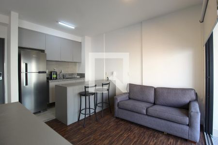 Sala/Cozinha de kitnet/studio para alugar com 1 quarto, 42m² em Itaim Bibi, São Paulo