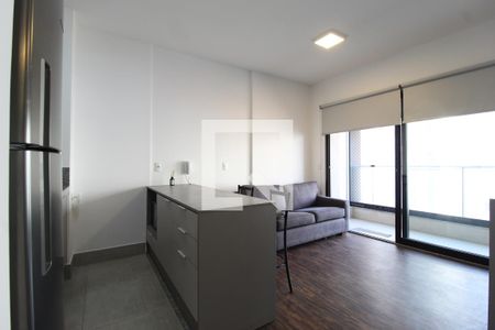 Sala/Cozinha de kitnet/studio para alugar com 1 quarto, 42m² em Itaim Bibi, São Paulo