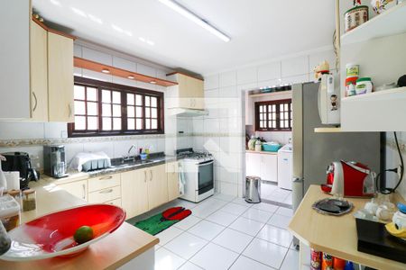 Casa à venda com 3 quartos, 128m² em Vila Maracana, São Paulo