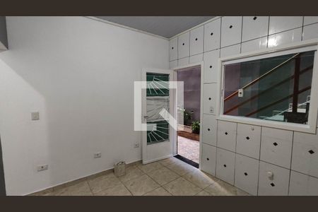 Sala de estar de casa para alugar com 2 quartos, 99m² em Vila das Nacoes, Ferraz de Vasconcelos