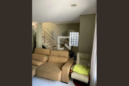 Casa à venda com 3 quartos, 172m² em Jardim Alzira, São Paulo