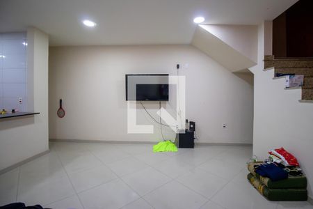 Sala de casa à venda com 3 quartos, 140m² em Bonsucesso, Rio de Janeiro