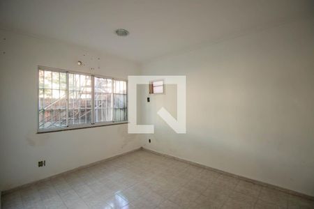 Quarto 1 de casa para alugar com 2 quartos, 130m² em Raul Veiga, São Gonçalo