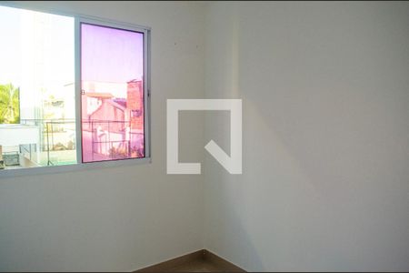 Quarto 1 de apartamento para alugar com 2 quartos, 42m² em Parque Tremendao, Goiânia