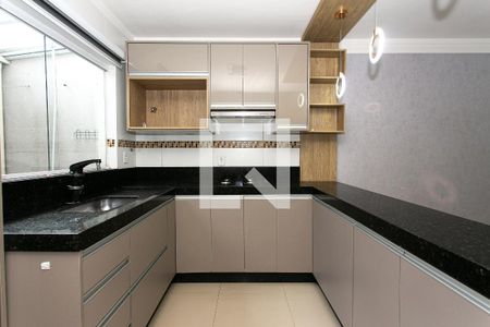 Cozinha de casa de condomínio para alugar com 2 quartos, 80m² em Itaquera, São Paulo