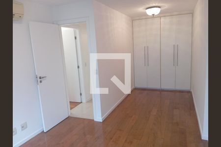 Quarto  de apartamento para alugar com 3 quartos, 130m² em Barra da Tijuca, Rio de Janeiro