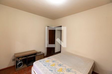 QUARTO de apartamento à venda com 1 quarto, 50m² em Cambuí, Campinas