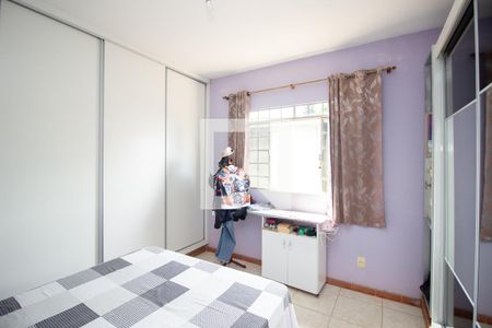 Quarto Suíte de casa para alugar com 2 quartos, 74m² em Chácara Novo Horizonte, Contagem
