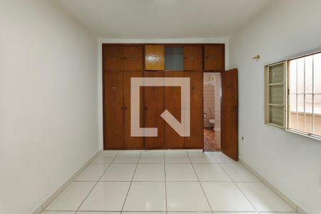 Quarto Suíte de casa para alugar com 3 quartos, 200m² em Jardim Nova Europa, Campinas