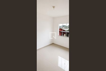 Quarto de apartamento para alugar com 2 quartos, 58m² em Extensão Serramar, Rio das Ostras