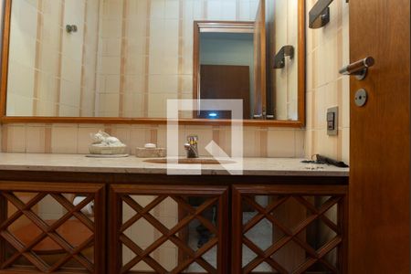 Lavabo de apartamento à venda com 3 quartos, 229m² em Perdizes, São Paulo