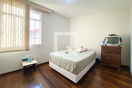 Apartamento à venda com 3 quartos, 107m² em Salgado Filho, Belo Horizonte