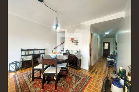 Casa à venda com 3 quartos, 230m² em Campo Belo, São Paulo