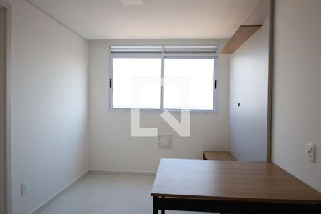 Apartamento para alugar com 2 quartos, 33m² em Veleiros, São Paulo