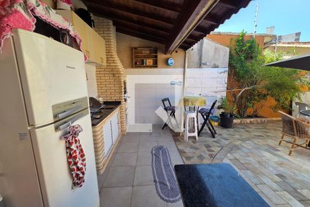 Churrasqueira de casa para alugar com 3 quartos, 290m² em Vila Caiçara, Praia Grande