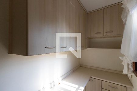 Escritório de casa à venda com 2 quartos, 95m² em Vila Nivi, São Paulo