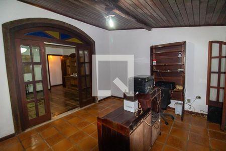 Escritório de casa à venda com 3 quartos, 207m² em Vila Progresso, Niterói