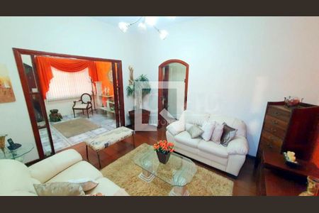 Casa à venda com 4 quartos, 320m² em Vila Imperio, São Paulo