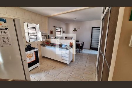 Cozinha de casa à venda com 2 quartos, 140m² em Jardim das Vitorias Regias, Valinhos