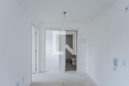 Sala e cozinha de apartamento à venda com 2 quartos, 33m² em Freguesia do Ó, São Paulo