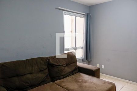 sala de apartamento para alugar com 2 quartos, 48m² em Quitaúna, Osasco