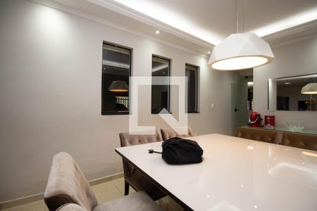 Sala 2 de casa para alugar com 4 quartos, 300m² em Conjunto G, Brasília