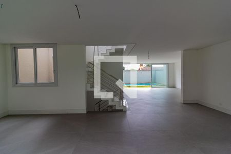 Sala de casa à venda com 4 quartos, 408m² em Jardim dos Estados, São Paulo