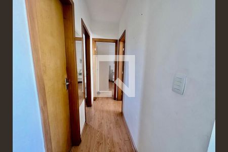 Corredor de apartamento à venda com 4 quartos, 140m² em Castelo, Belo Horizonte