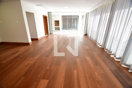 Sala de apartamento à venda com 3 quartos, 257m² em Cambuí, Campinas