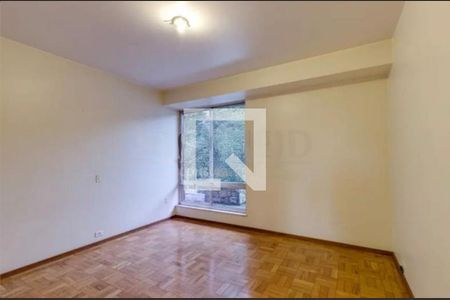 Casa à venda com 4 quartos, 413m² em Granja Julieta, São Paulo