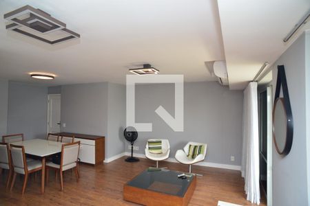 Sala de apartamento à venda com 4 quartos, 250m² em Barra da Tijuca, Rio de Janeiro