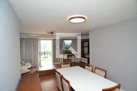 Sala de apartamento à venda com 4 quartos, 250m² em Barra da Tijuca, Rio de Janeiro