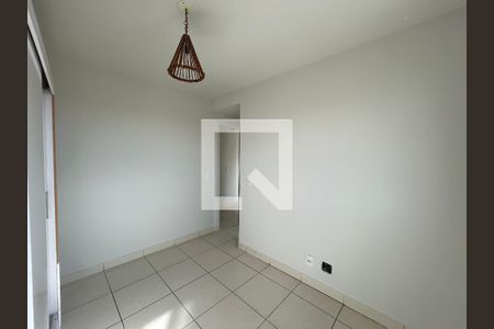 Apartamento à venda com 2 quartos, 63m² em Heliópolis, Belo Horizonte