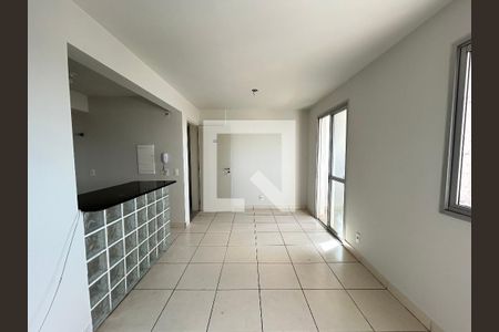 Apartamento à venda com 2 quartos, 63m² em Heliópolis, Belo Horizonte
