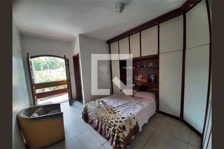Casa à venda com 3 quartos, 159m² em Jardim Tremembe, São Paulo