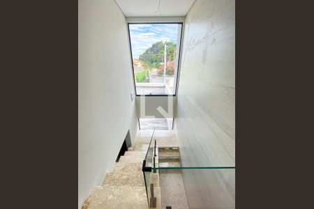 Corredor - Quartos de casa à venda com 3 quartos, 133m² em Horto Florestal, São Paulo