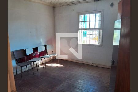 Casa à venda com 3 quartos, 177m² em Parada Inglesa, São Paulo
