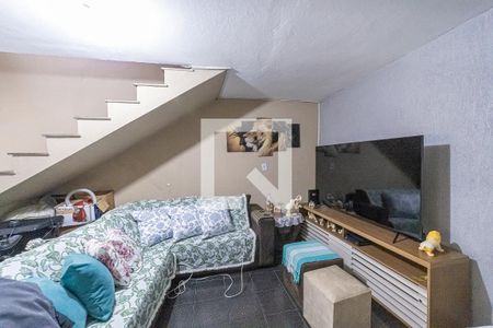 Sala de casa para alugar com 3 quartos, 214m² em Vila Paranagua, São Paulo
