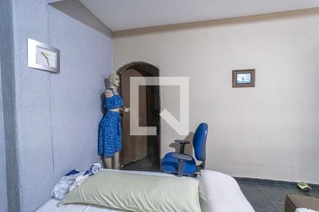 Sala de casa para alugar com 3 quartos, 214m² em Vila Paranagua, São Paulo