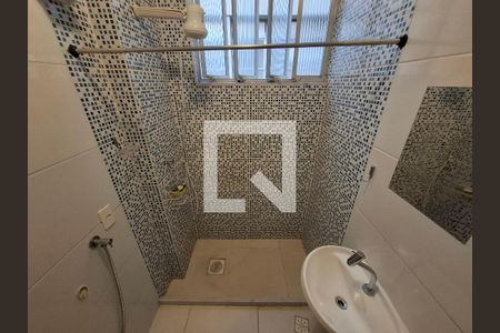 Banheiro de apartamento para alugar com 1 quarto, 48m² em Centro, Rio de Janeiro
