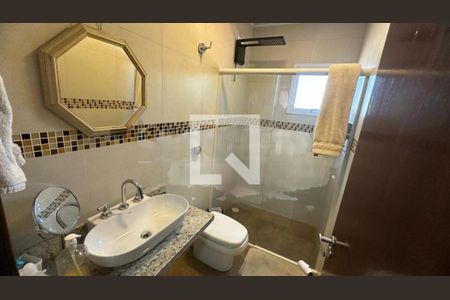 Casa à venda com 3 quartos, 180m² em Jardim Juá, São Paulo