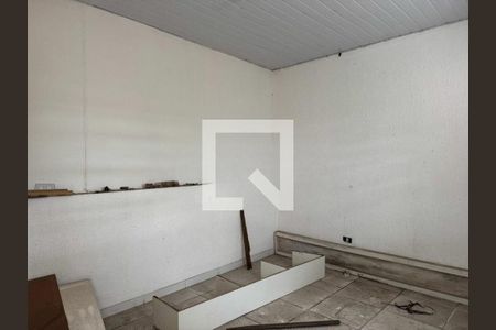 Casa à venda com 4 quartos, 199m² em Vila Emir, São Paulo