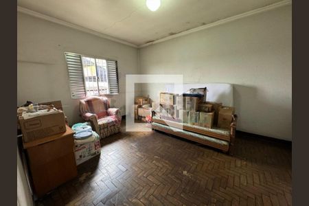 Casa à venda com 4 quartos, 199m² em Vila Emir, São Paulo