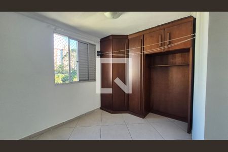 Quarto de apartamento para alugar com 2 quartos, 54m² em Parque Sao Vicente, Santo André
