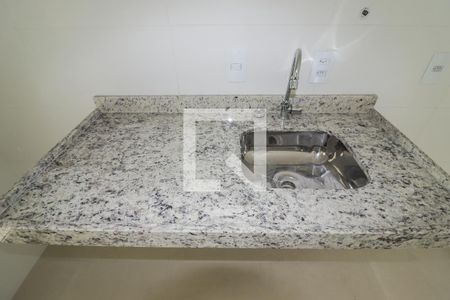 Sala/Cozinha/Área de Serviço de apartamento à venda com 2 quartos, 59m² em Vila Bandeirantes, São Paulo